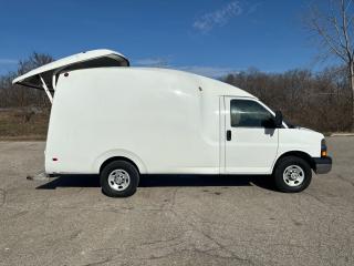 2014 Chevrolet Express 3500  - Photo #6