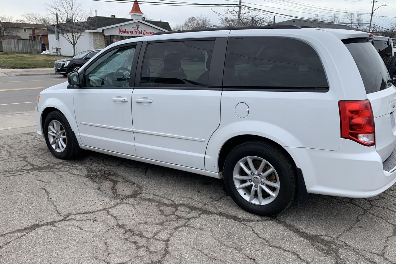 2015 Dodge Grand Caravan 4dr Wgn SXT Photo1
