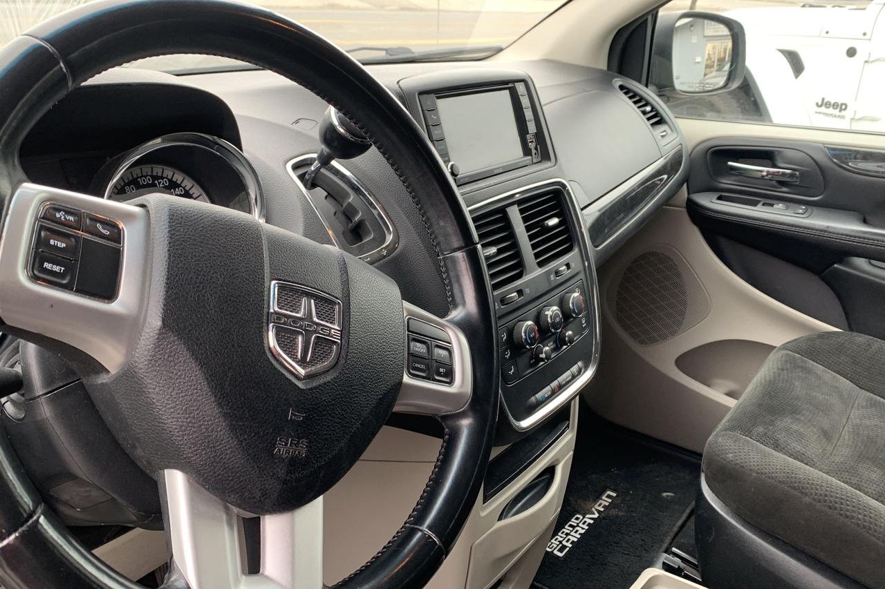2015 Dodge Grand Caravan 4dr Wgn SXT Photo