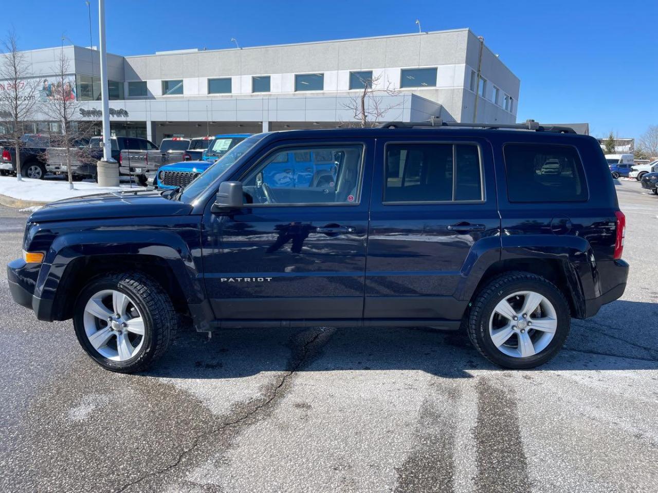 2014 Jeep Patriot 4WD 4dr North  Clean CarFax  Certified Financing! - Photo #6