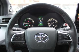 2021 Toyota Sienna XSE 7-Passenger AWD DVD - Photo #11