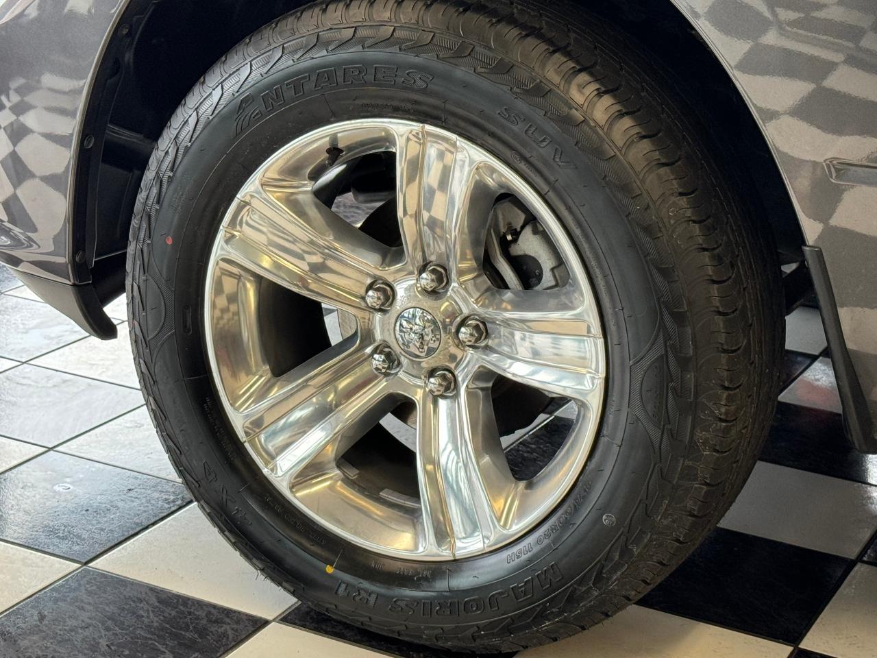 2017 RAM 1500 SPORT QUAD HEMI 4x4+Roof+Cooled Leather+New Tires - Photo #59
