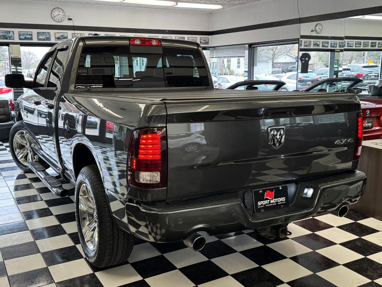 2017 RAM 1500 SPORT QUAD HEMI 4x4+Roof+Cooled Leather+New Tires - Photo #16