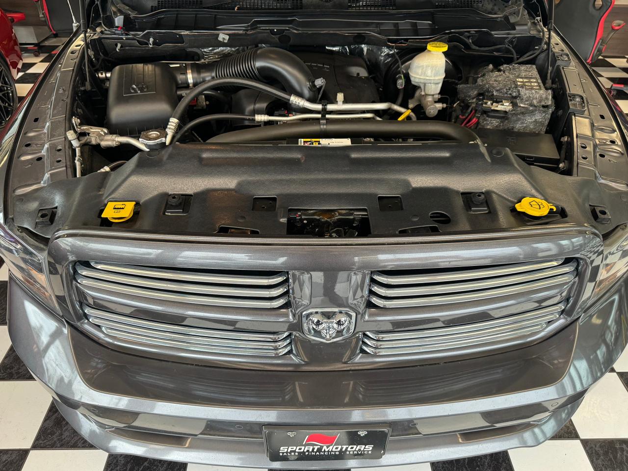2017 RAM 1500 SPORT QUAD HEMI 4x4+Roof+Cooled Leather+New Tires - Photo #7