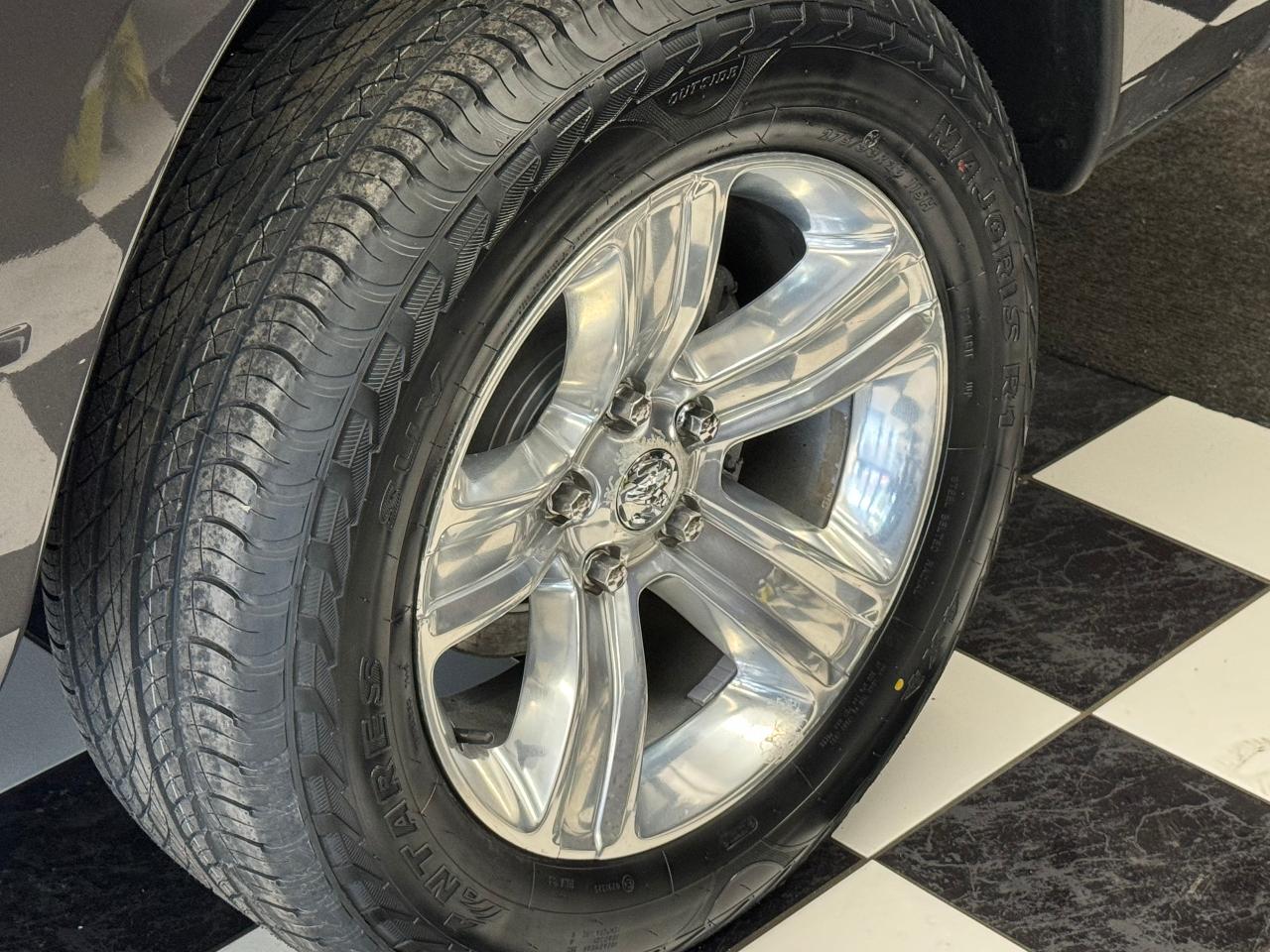 2017 RAM 1500 SPORT QUAD HEMI 4x4+Roof+Cooled Leather+New Tires - Photo #60