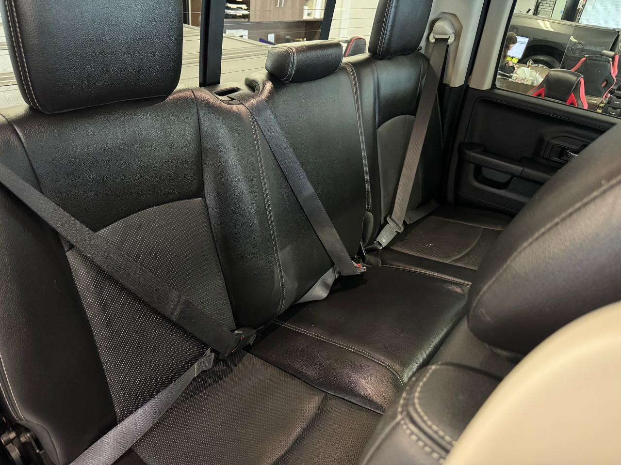 2017 RAM 1500 SPORT QUAD HEMI 4x4+Roof+Cooled Leather+New Tires - Photo #27