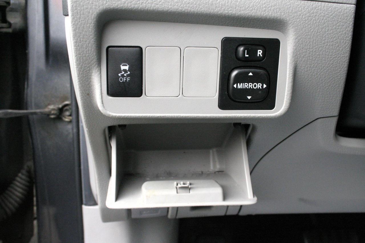 2012 Toyota Corolla 4DR SDN AUTO CE/CERTIFIED/PRICED TO SELL - Photo #32
