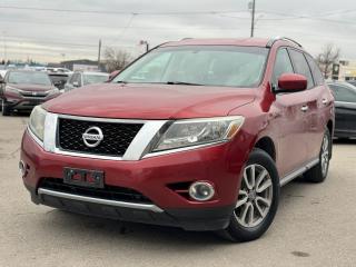 Used 2014 Nissan Pathfinder SV 4WD / CLEAN CARFAX / BACKUP CAM / HTD SEATS for sale in Bolton, ON