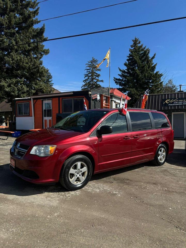 Used 2011 Dodge Grand Caravan SXT for sale in Breslau, ON