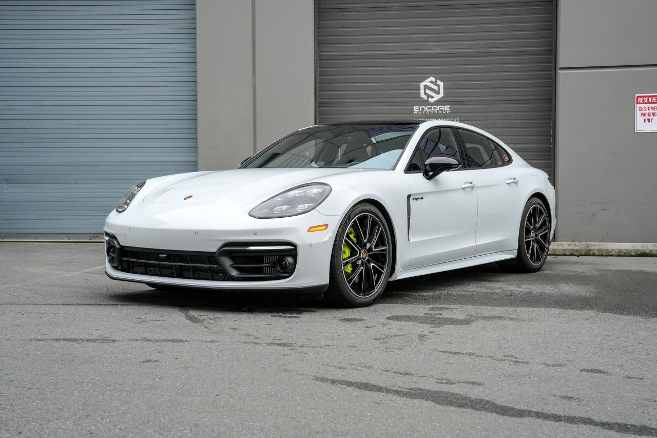 2022 Porsche Panamera 4E-hybrid Platinum Edition - Photo #3