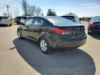 2016 Hyundai Elantra L+ Automatic - Low kms! - Photo #3