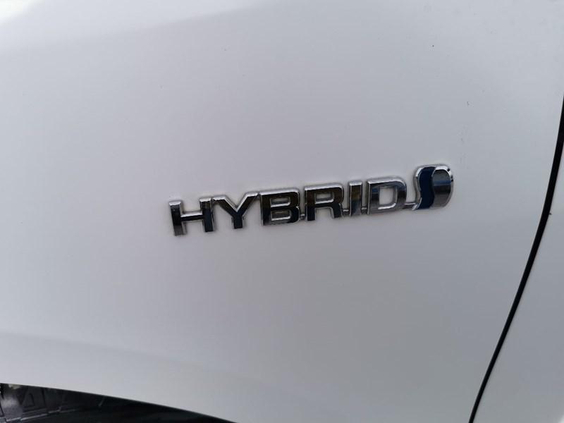 2012 Toyota Camry HYBRID LE - Photo #10