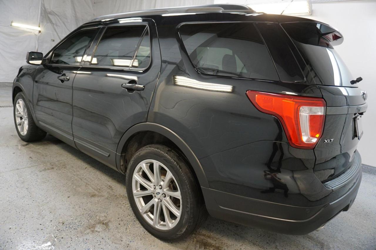 2018 Ford Explorer XLT 4WD *ACCIDENT FREE* CERTIFIED CAMERA BLUETOOTH LEATHER HEATED SEATS PANO ROOF CRUISE ALLOYS - Photo #4