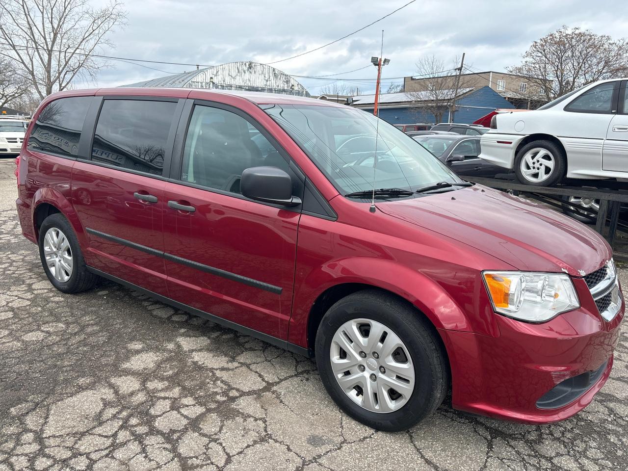 2016 Dodge Grand Caravan CANADA VALUE PACKAGE Photo3