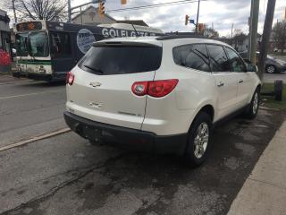 2011 Chevrolet Traverse AWD 4dr LT w/2LT - Photo #2