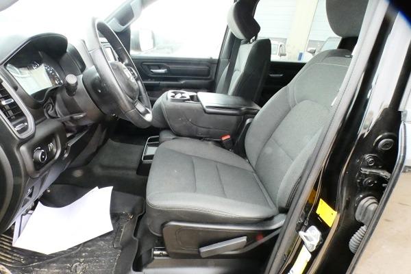 2022 Dodge Ram 1500 e-torque Tradesman 4x4 Crew Cab w/cloth seats, BUC - Photo #10