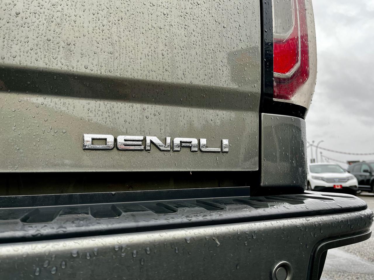 2018 GMC Denali 1500 Crew Cab, 4X4, Low Kms - Photo #26