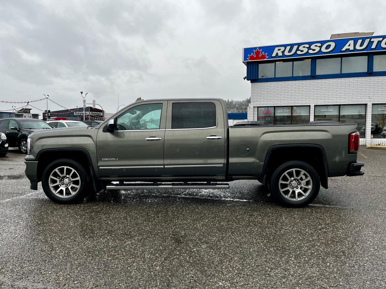 2018 GMC Denali 1500 Crew Cab, 4X4, Low Kms - Photo #8