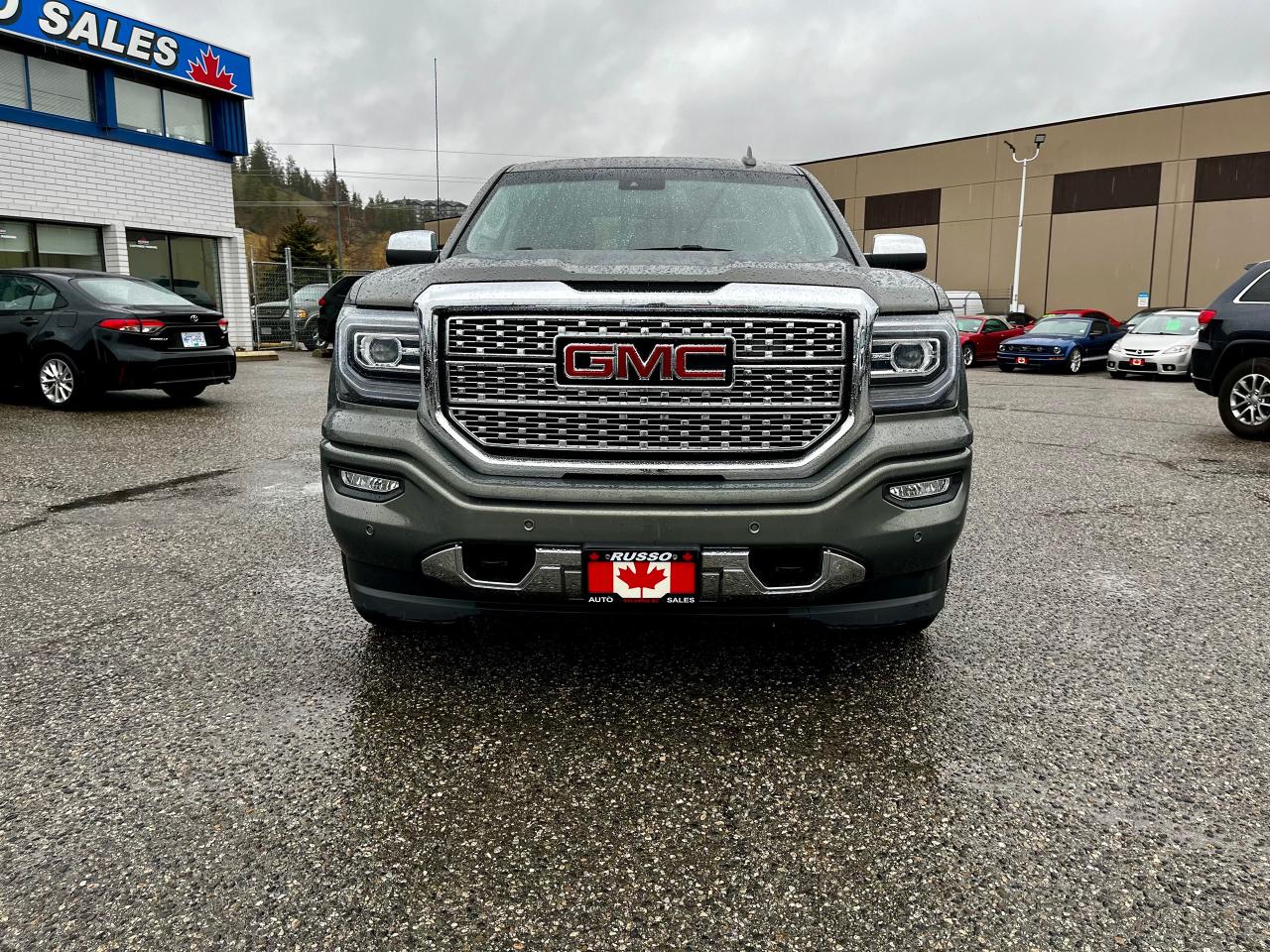 2018 GMC Denali 1500 Crew Cab, 4X4, Low Kms - Photo #2