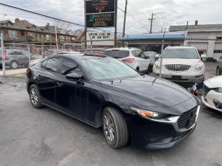 2019 Mazda MAZDA3 GS *AWD, SAFETY FEATURES, BACKUP CAM, LOW KM* - Photo #3