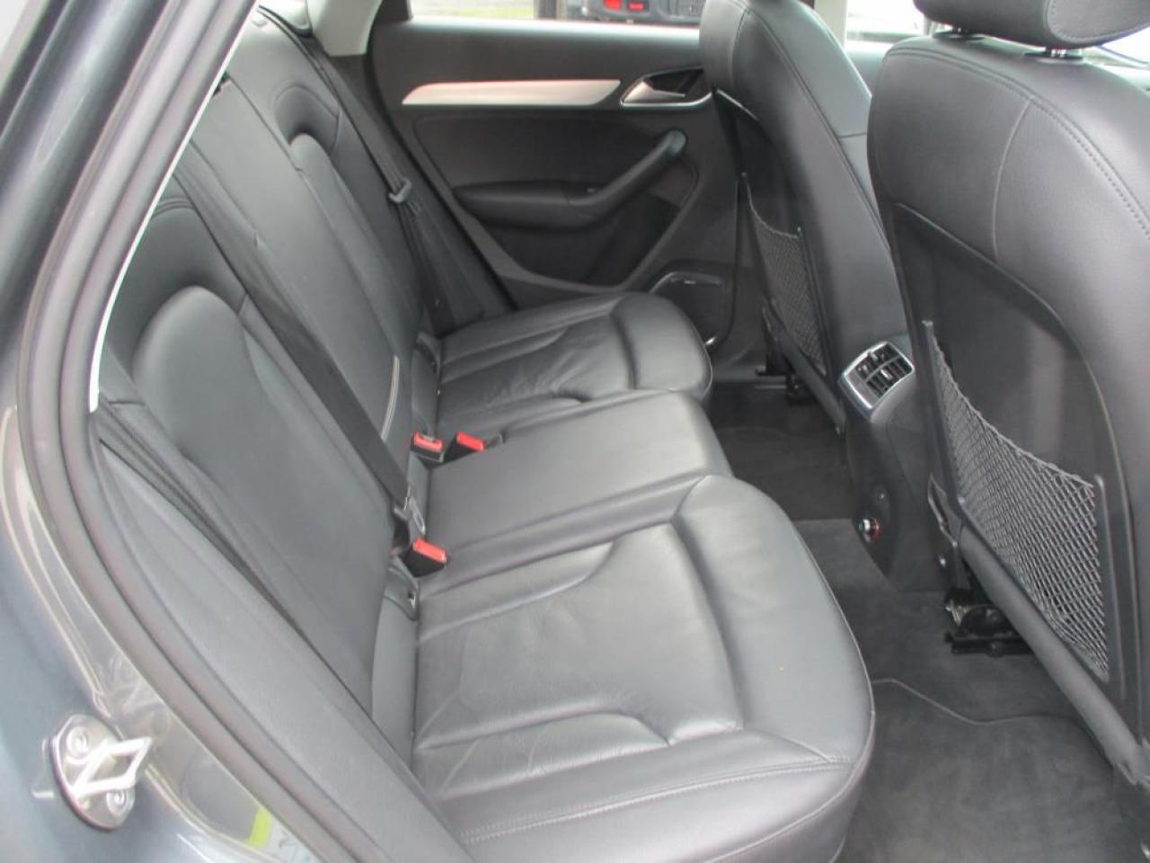 2015 Audi Q3 Technik Quattro Photo13