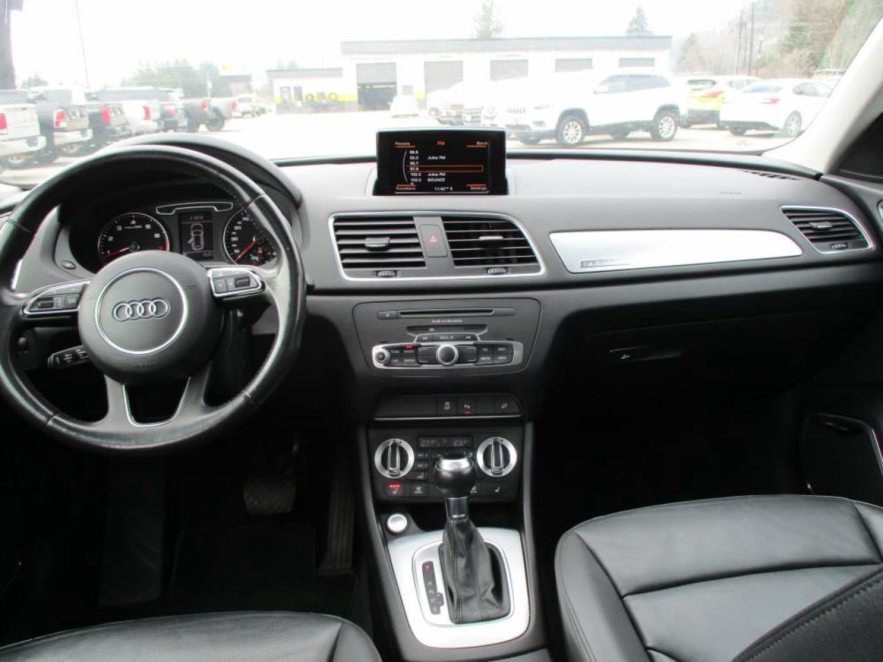 2015 Audi Q3 Technik Quattro Photo19