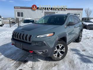 Used 2015 Jeep Cherokee Trailhawk 4WD | REMOTE START | HEATED LEATHER SEATS for sale in Calgary, AB