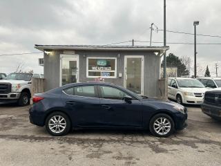 2014 Mazda MAZDA3  - Photo #9