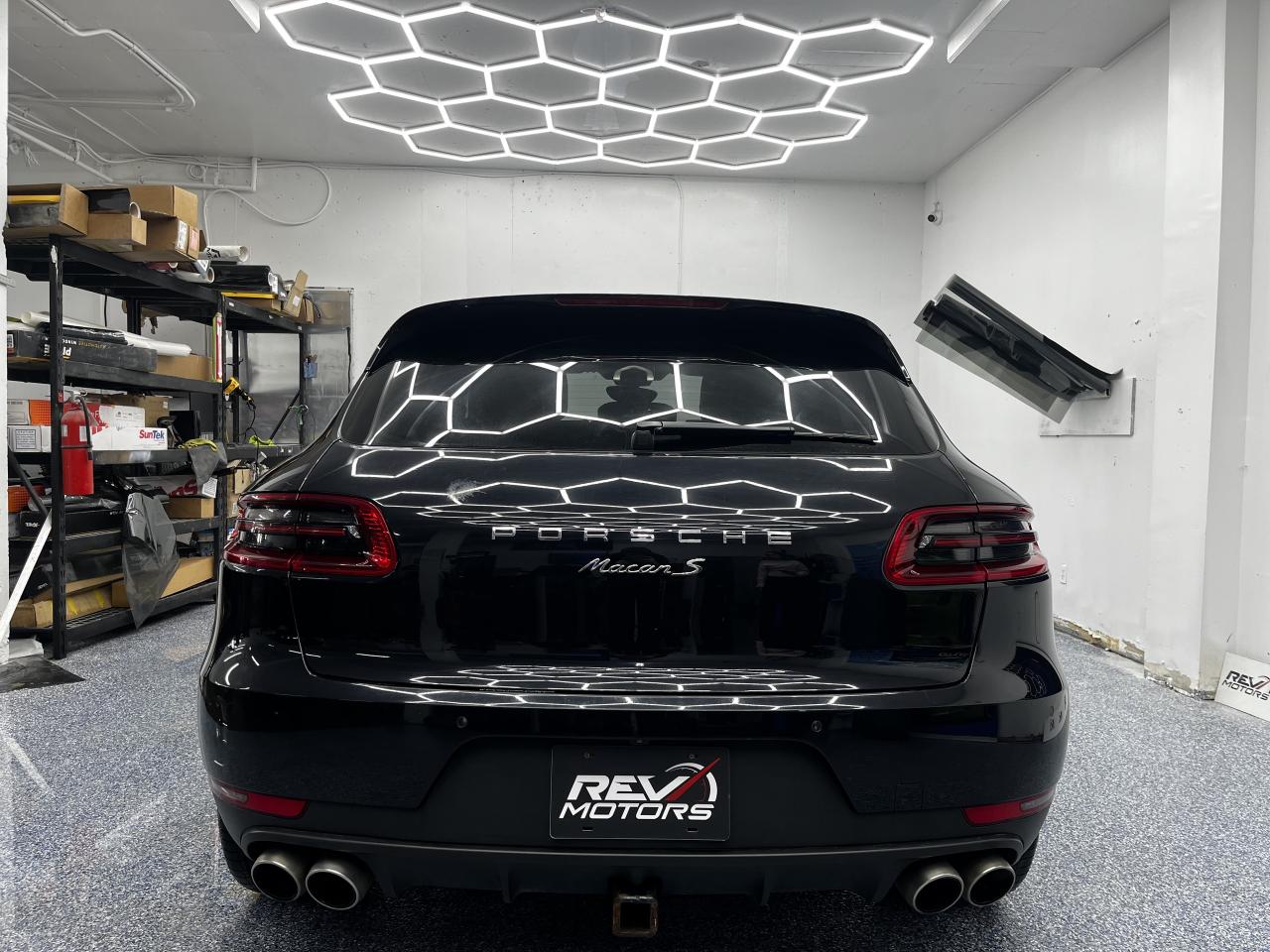 2018 Porsche Macan S | Safety Included | Prem Pkg Photo4