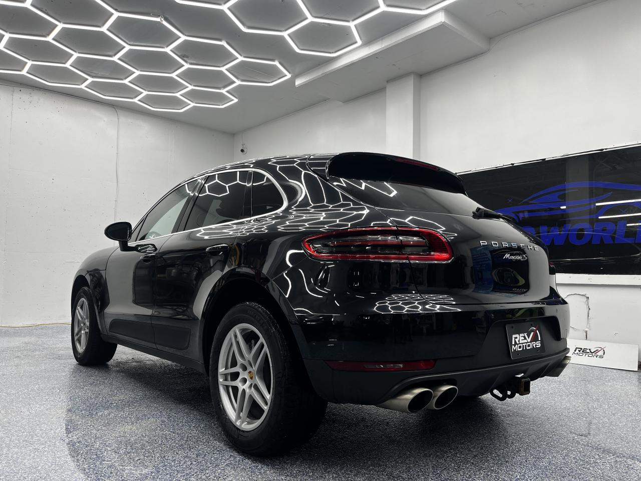 2018 Porsche Macan S | Safety Included | Prem Pkg Photo3