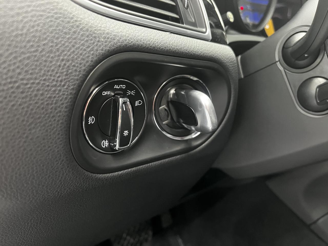 2018 Porsche Macan S | Safety Included | Prem Pkg Photo