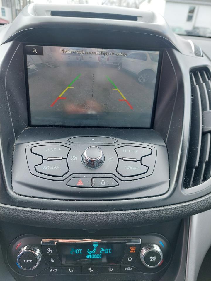 2015 Ford Escape 4WD 4dr SE - Photo #9