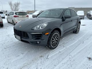Used 2017 Porsche Macan AWD | HEATED & COOLED SEATS | LEATHER | $0 DOWN for sale in Calgary, AB