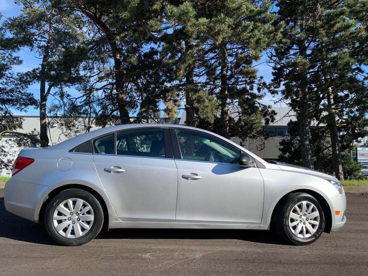 2011 Chevrolet Cruze 4dr Sdn LS-ONLY105,225 KMS!ONLY $5,490.00!2 OWNERS - Photo #9