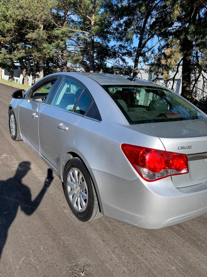 2011 Chevrolet Cruze 4dr Sdn LS-ONLY105,225 KMS!ONLY $5,490.00!2 OWNERS - Photo #11