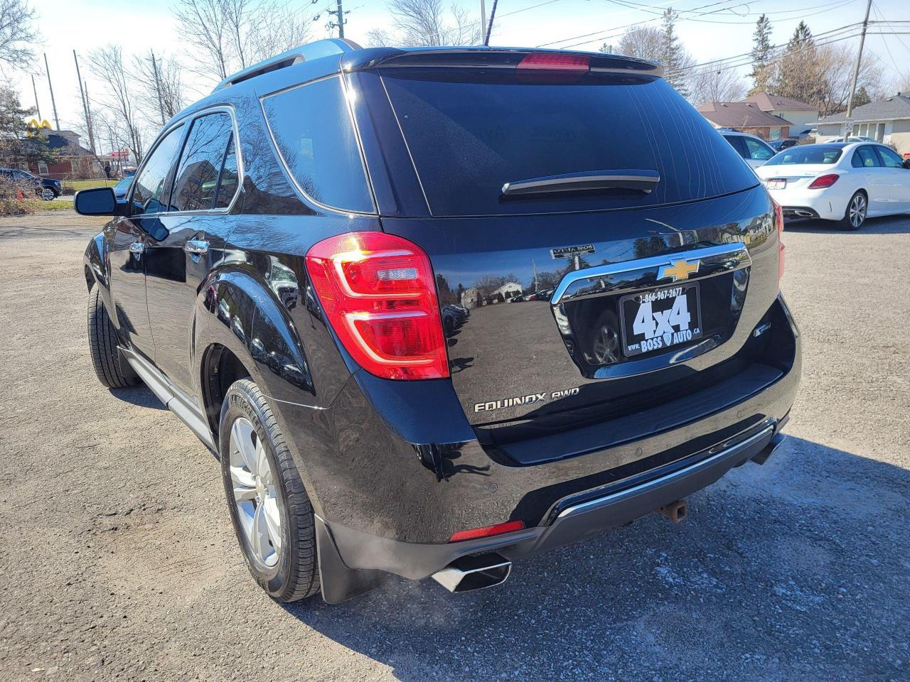 2017 Chevrolet Equinox Premier AWD Photo2