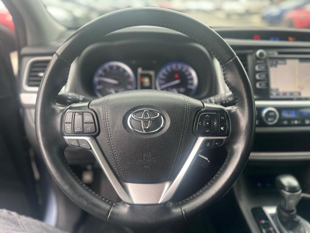 2019 Toyota Highlander XLE Photo18