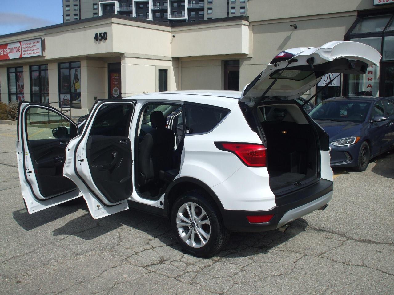 2019 Ford Escape SE,Auto,A/C,Certified,Bluetooth,Backup Camera,Fogs - Photo #19