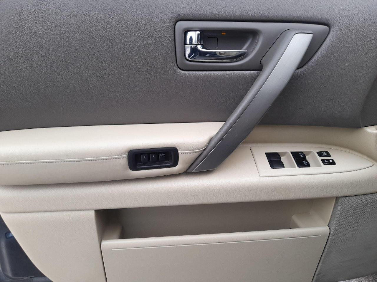 2008 Infiniti FX35 AWD 4 -Leather-Navigation- Backup Cam Photo3