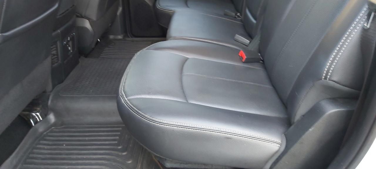 2018 RAM 1500 LARAMIE CREW CAB Photo