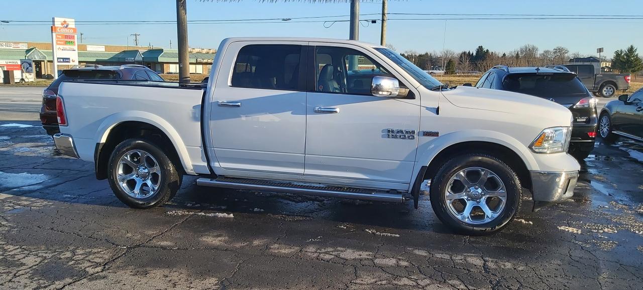 2018 RAM 1500 LARAMIE CREW CAB - Photo #3