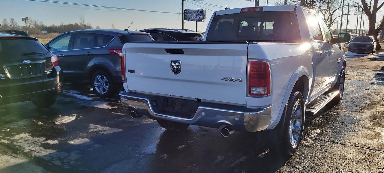 2018 RAM 1500 LARAMIE CREW CAB Photo5