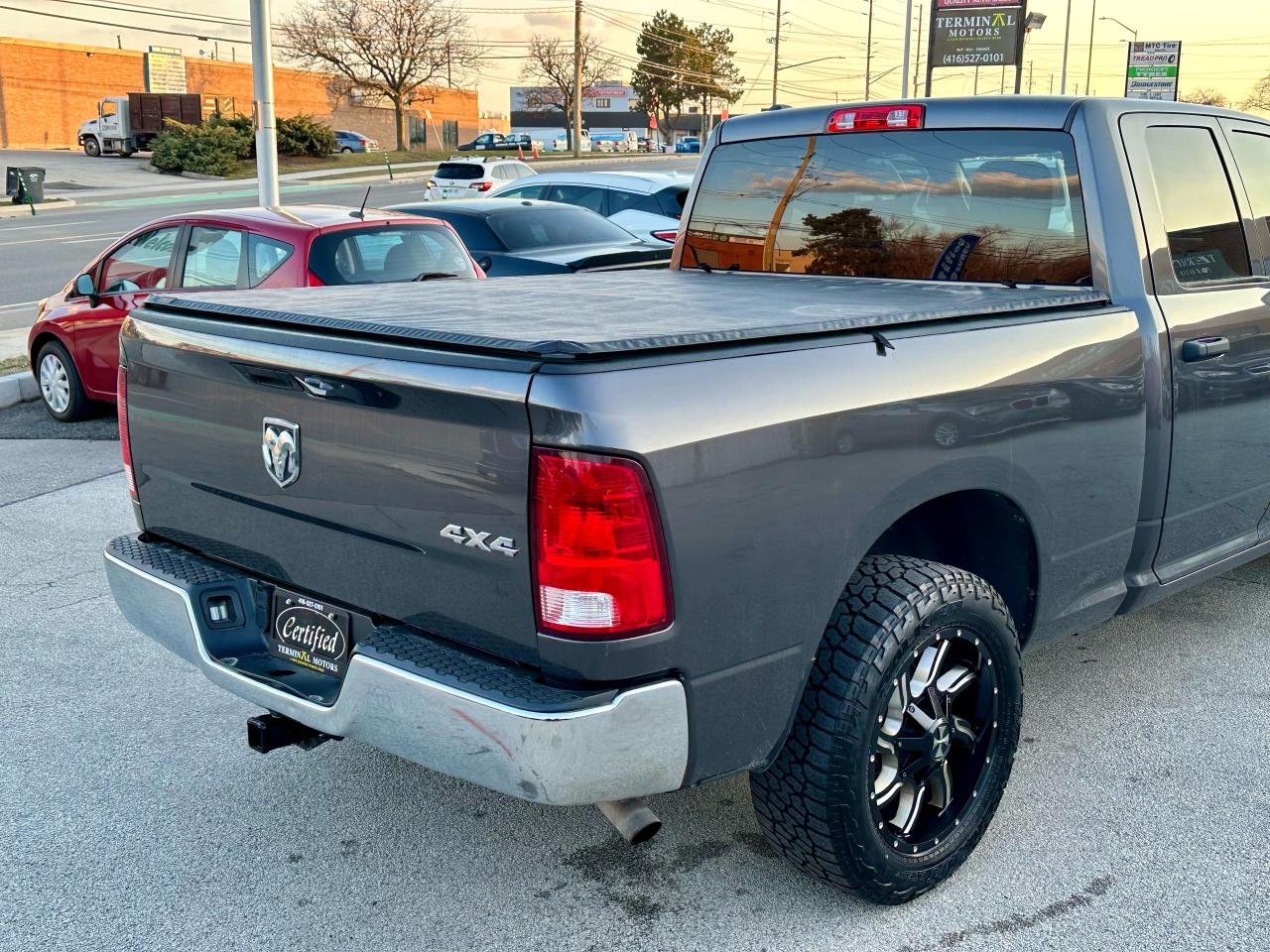 2017 RAM 1500  Photo3