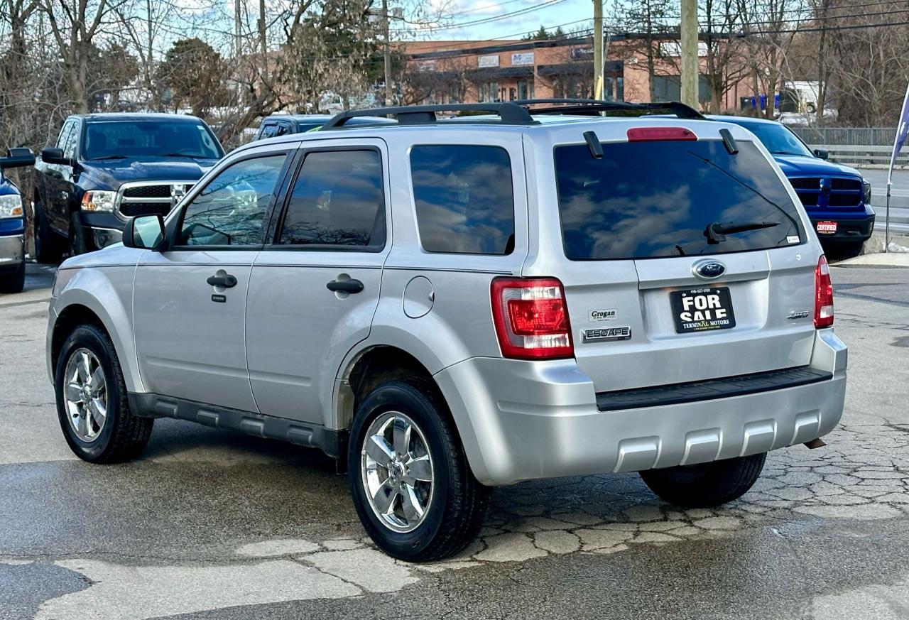 2009 Ford Escape  - Photo #4