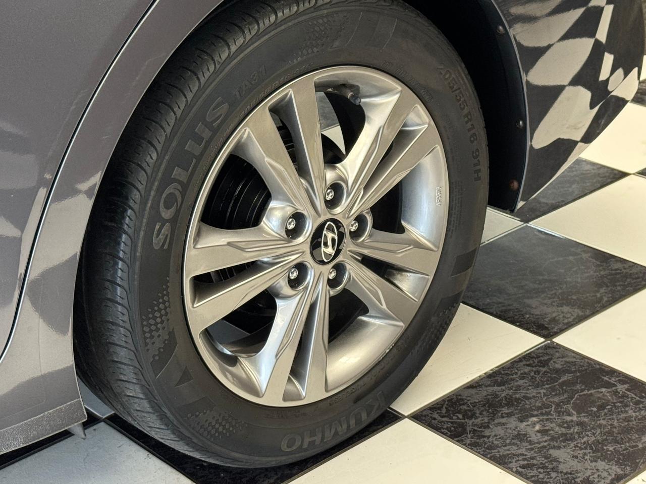 2017 Hyundai Elantra GL+Camera+Heated Steering+Blind Spot+CLEAN CARFAX - Photo #51