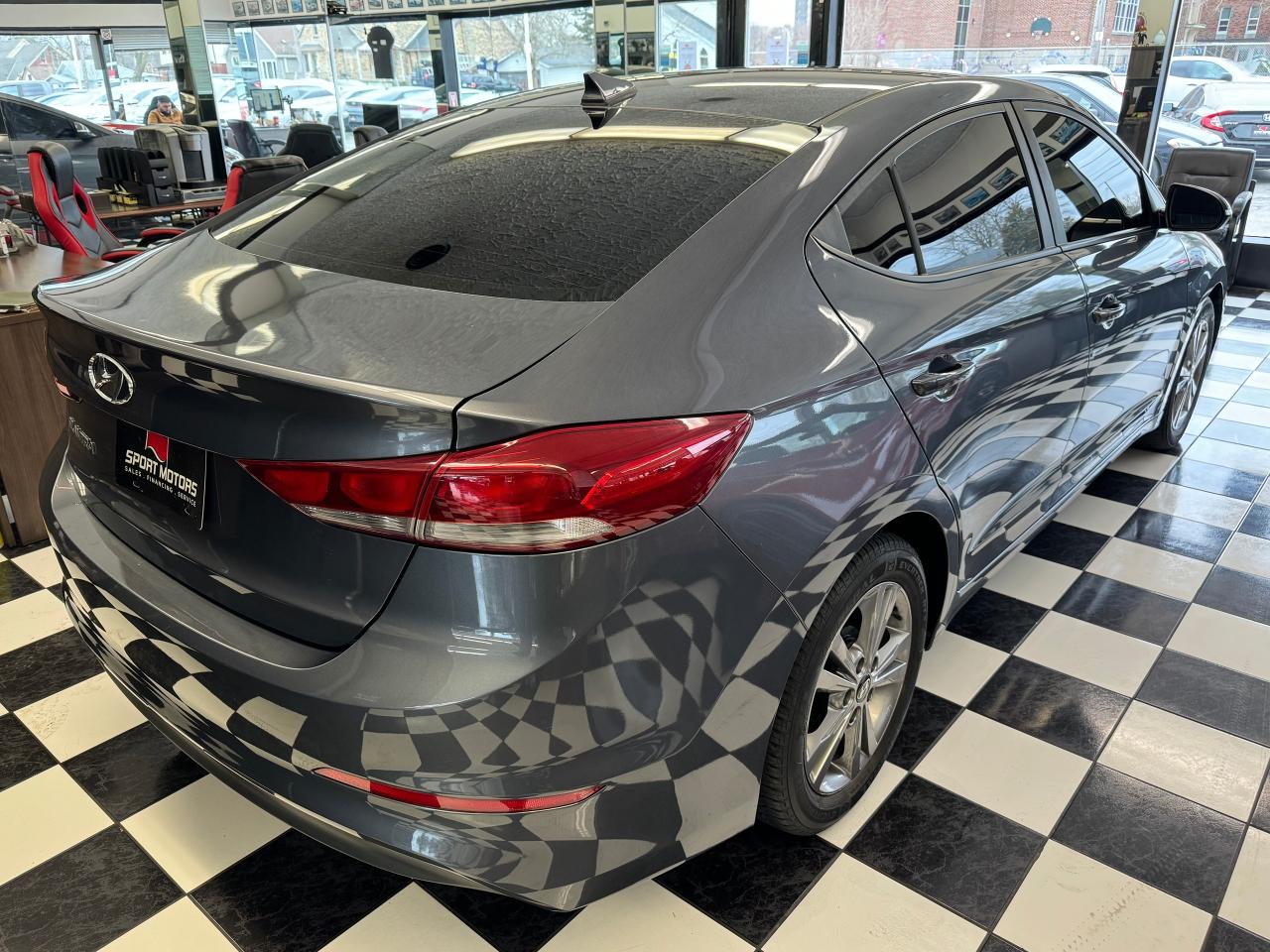 2017 Hyundai Elantra GL+Camera+Heated Steering+Blind Spot+CLEAN CARFAX - Photo #4