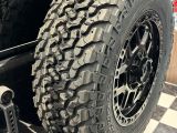 2017 Jeep Wrangler Unlimited Sahara 4WD+New Tires+Alloys+AccidentFree Photo111