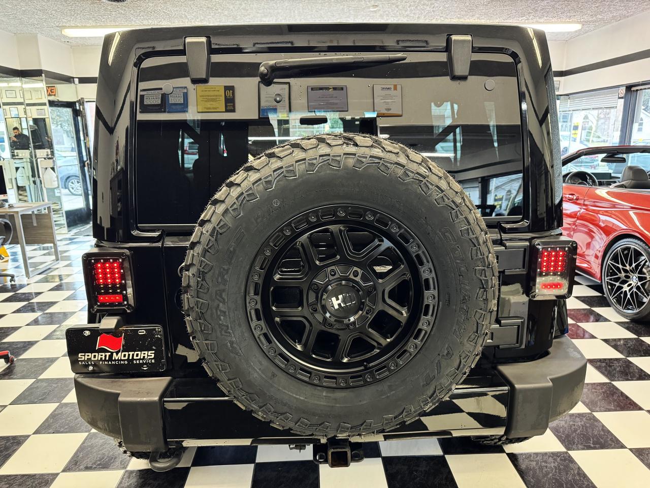 2017 Jeep Wrangler Unlimited Sahara 4WD+New Tires+Alloys+AccidentFree - Photo #3