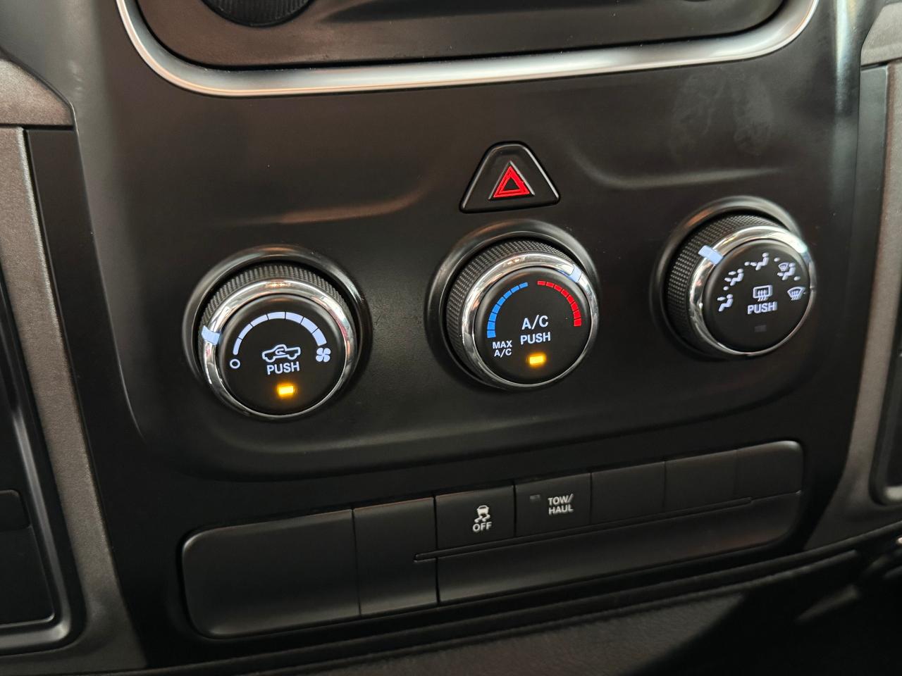 2019 RAM 1500 Classic Express 4x4 5.7L V8 HEMI Quad Cab 6'4" Box+Camera Photo89