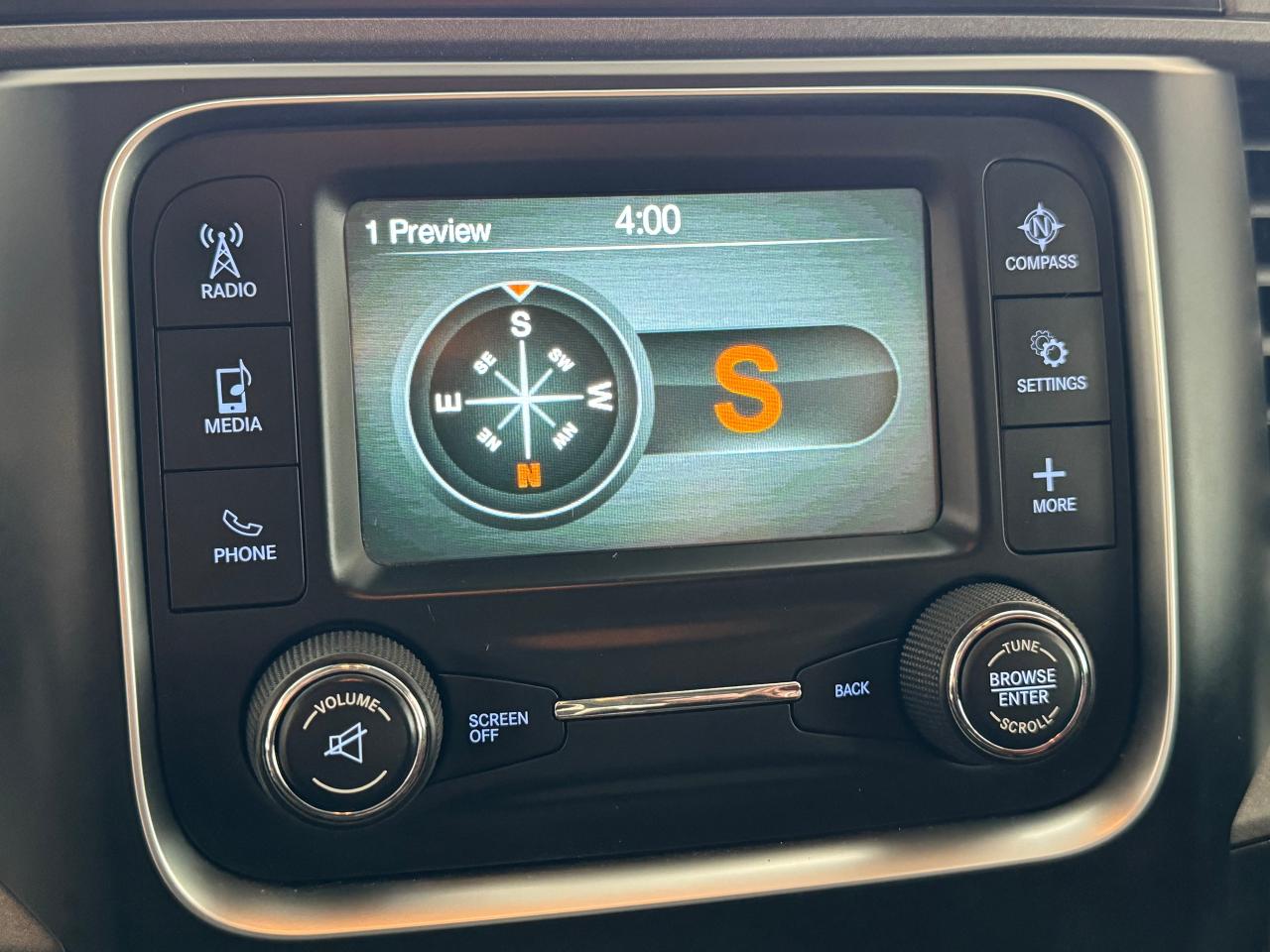 2019 RAM 1500 Classic Express 4x4 5.7L V8 HEMI Quad Cab 6'4" Box+Camera - Photo #30